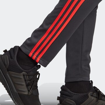 ADIDAS PERFORMANCE Trainingsanzug '3-Stripes' in Schwarz