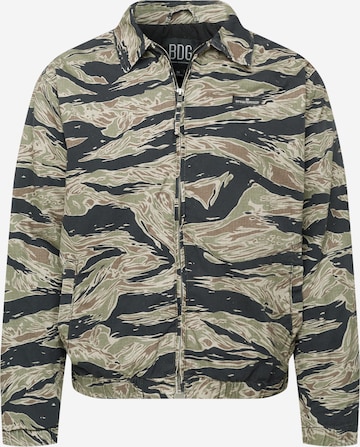 BDG Urban Outfitters Prehodna jakna 'TIGER CAMO' | zelena barva: sprednja stran