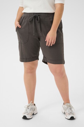 regular Pantaloni 'KCNana' di KAFFE CURVE in grigio: frontale