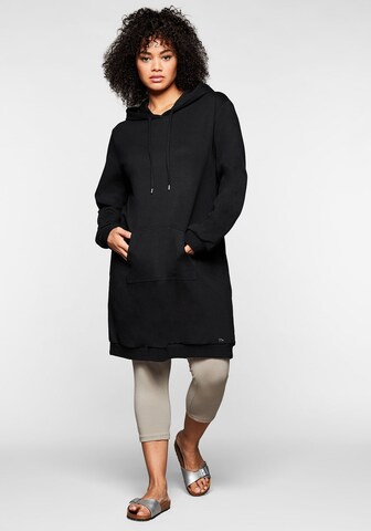 Robe SHEEGO en noir : devant