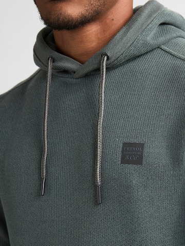 Petrol Industries - Sudadera en verde