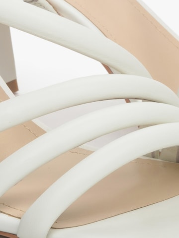 Estro Sandaler med rem '0556' i beige