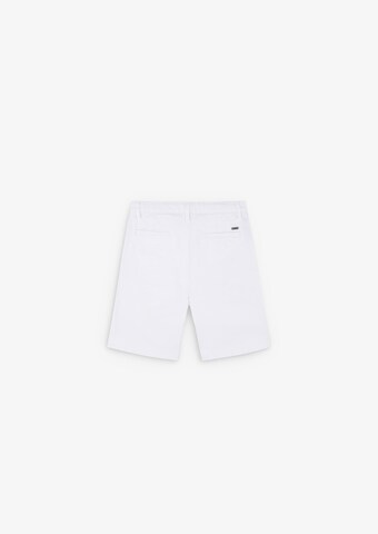 Scalpers Regular Shorts in Weiß