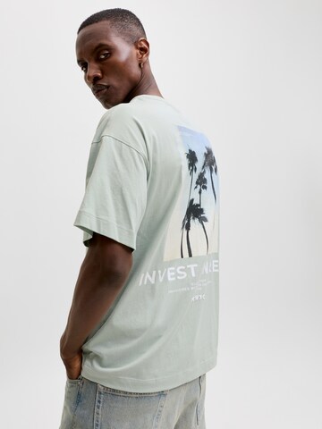 JACK & JONES Μπλουζάκι 'JCOETERNA' σε πράσινο: μπροστά
