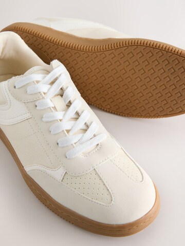 Baskets basses 'Forever Comfort' Next en beige