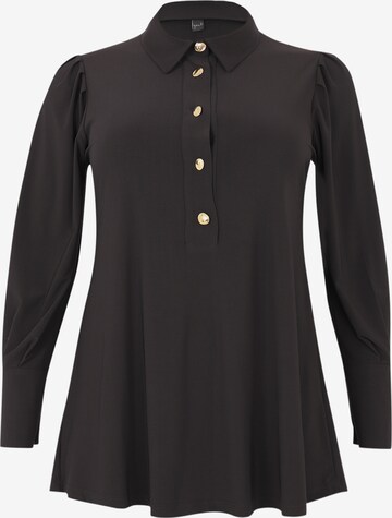 Yoek Blouse in Black: front