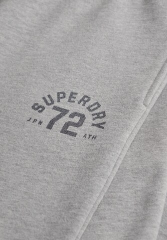 Wide Leg Pantalon 'Athletic Essentials' Superdry en gris