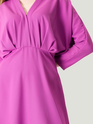 Robe de cocktail zero en violet