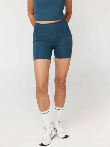 Girlfriend Collective Regular Housut ' Pocket ' värissä sininen