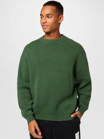 Redefined Rebel Sweater 'Bastian' in Green: front
