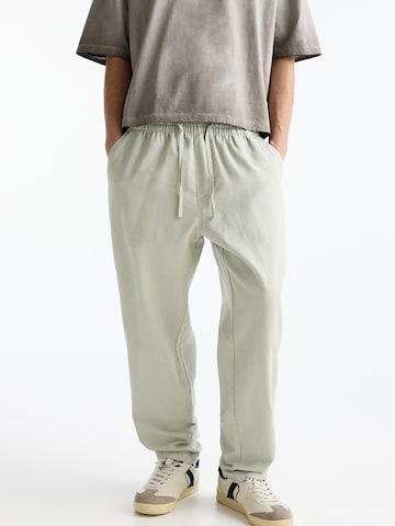 Pull&Bear Loosefit Hose in Grün