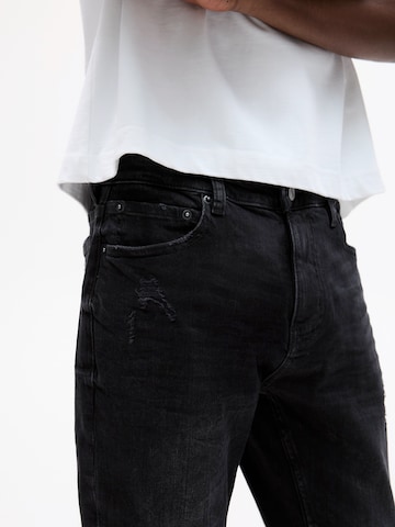 Pull&Bear Skinny Farkut värissä musta