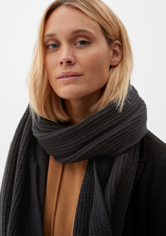 s.Oliver Scarf in Black