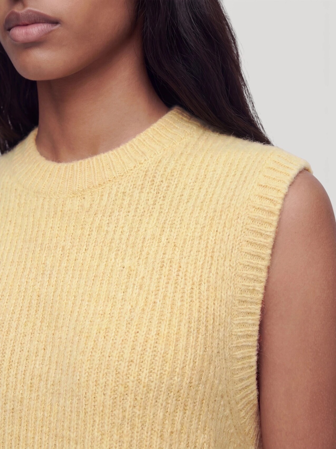 EDITED Novedades Jersey 'Thanya' amarillo