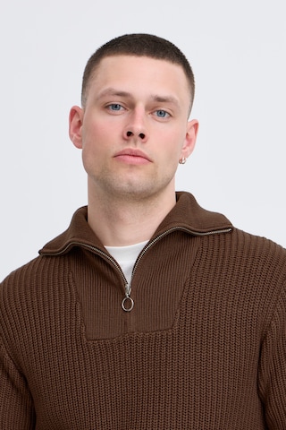 BLEND Sweater in Brown