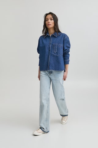 Ball Blouse 'BIANCA' in Blauw