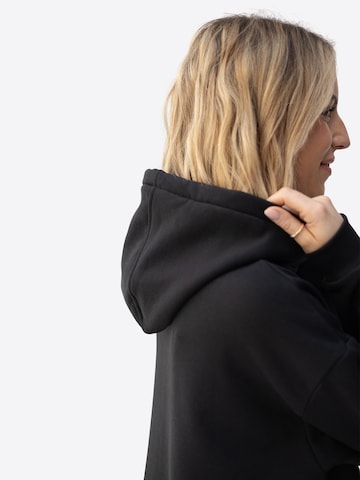 TATES Sweatshirt in Schwarz