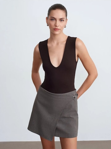 Dilvin Blouse Bodysuit in Black: front