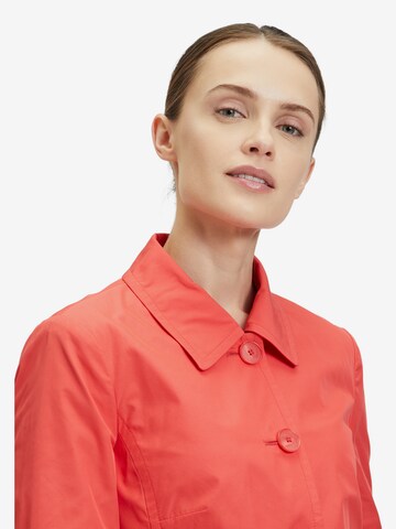 Veste mi-saison Betty Barclay en rouge