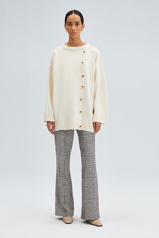 Touche Prive Pullover in Beige