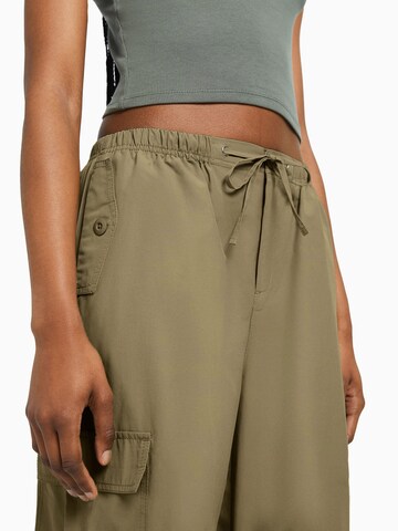 Bershka Wide leg Cargo Pants in Green