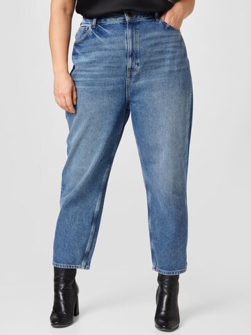 River Island Plus Tapered Jeans in Blue: front