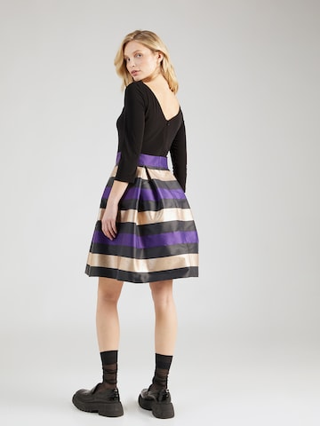 Robe de cocktail SWING en noir