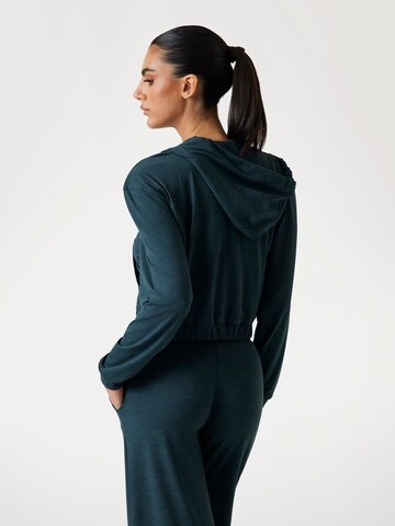 GUESS Sweatjacke in Grün