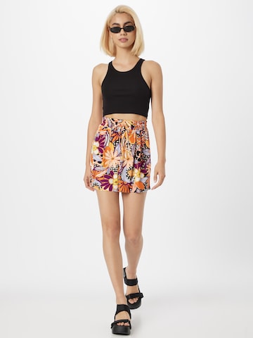 Nasty Gal Regular Shorts in Mischfarben