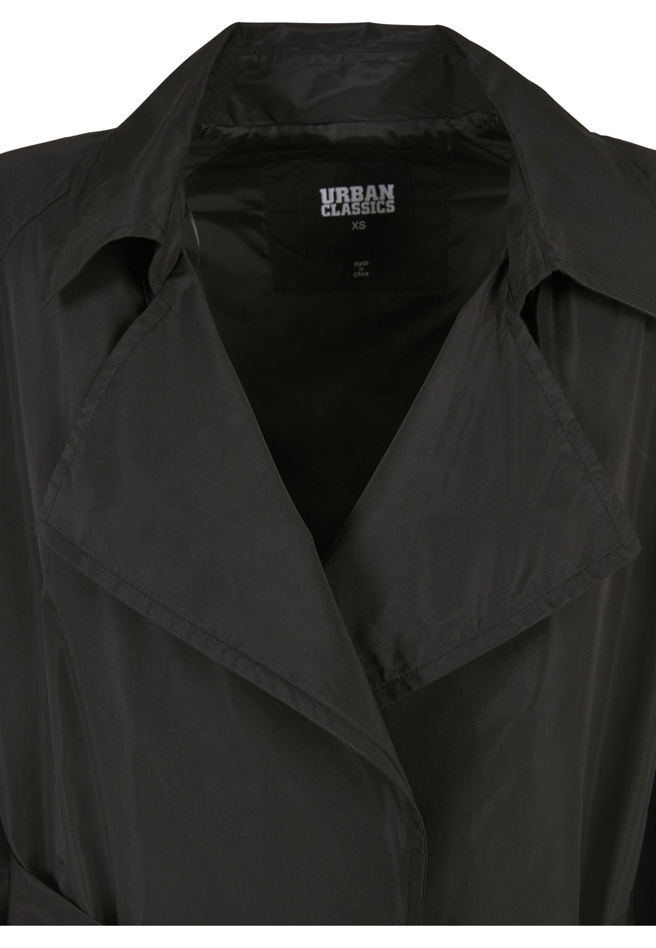 Urban Classics Mantel in Schwarz