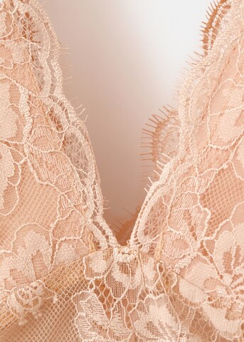 MANGO Top 'Amor' in Beige