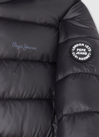Pepe Jeans Φθινοπωρινό και ανοιξιάτικο μπουφάν 'Amber' σε μαύρο