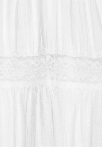 IZIA - Saia em branco
