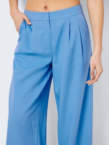 Noisy may Wide leg Pleat-Front Pants 'Jamie' in Blue