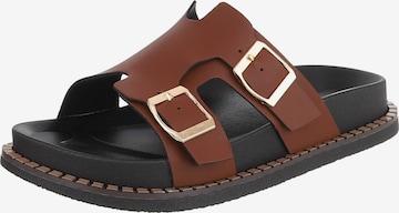 Ital-Design Mules in Brown: front
