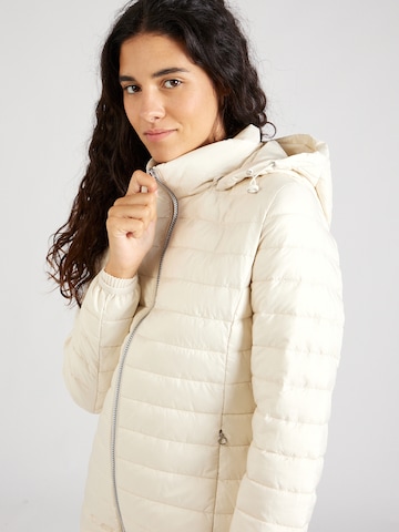 s.Oliver Ανοιξιάτικο και φθινοπωρινό παλτό σε λευκό