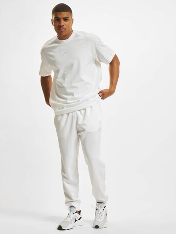 Nike Sportswear Shirt 'Essential' in White