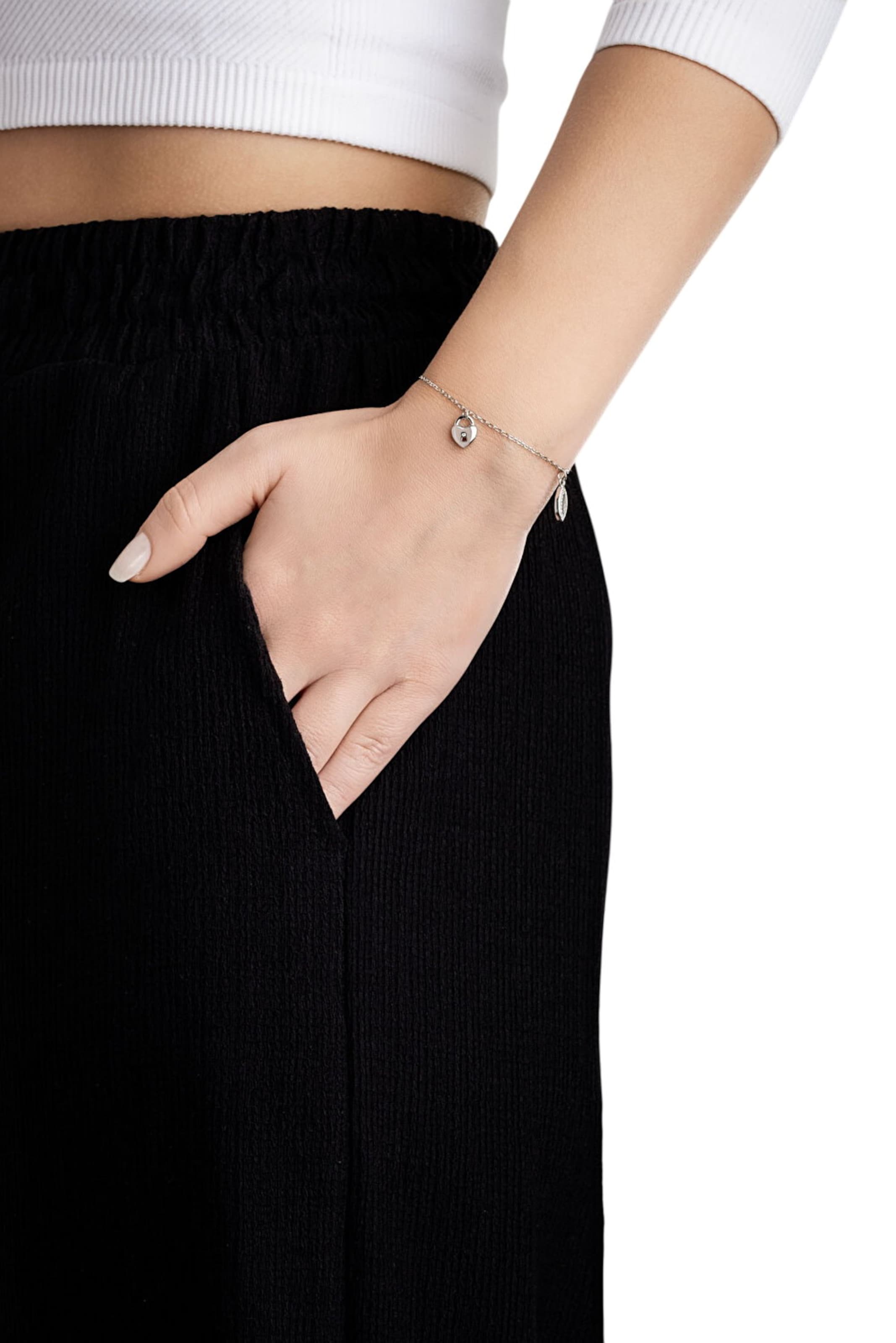 So Chic Armband in Zilver: voorkant