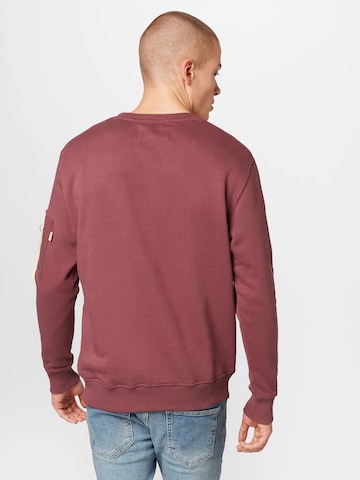 ALPHA INDUSTRIES Sweatshirt i rød