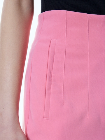 EDITED Regular Панталон с ръб 'Charlotta' в розово