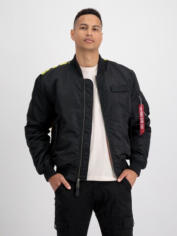 ALPHA INDUSTRIES Overgangsjakke 'MA-1 VF Fighter Squadron' i svart: forside