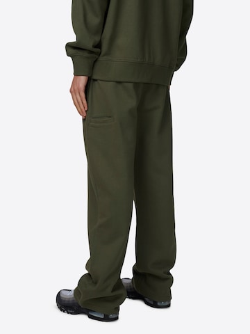 Loosefit Pantaloni di Good For Nothing in verde