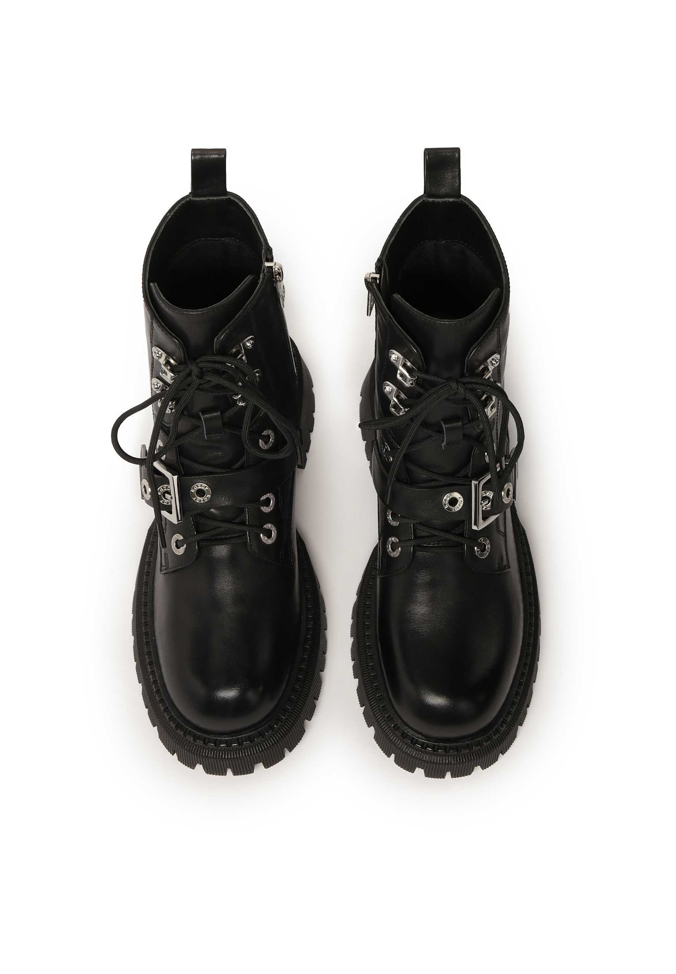 melns Kazar Sienamie zābaki