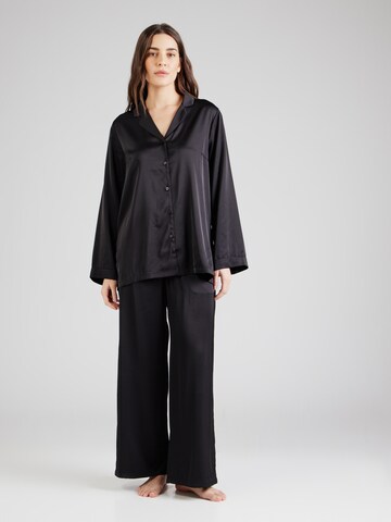 Lindex Pyjama in Zwart: voorkant