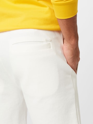 Shiwi Regular Shorts 'Mavis' in Weiß