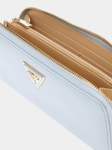 GUESS Wallet 'Laurel' in Blue