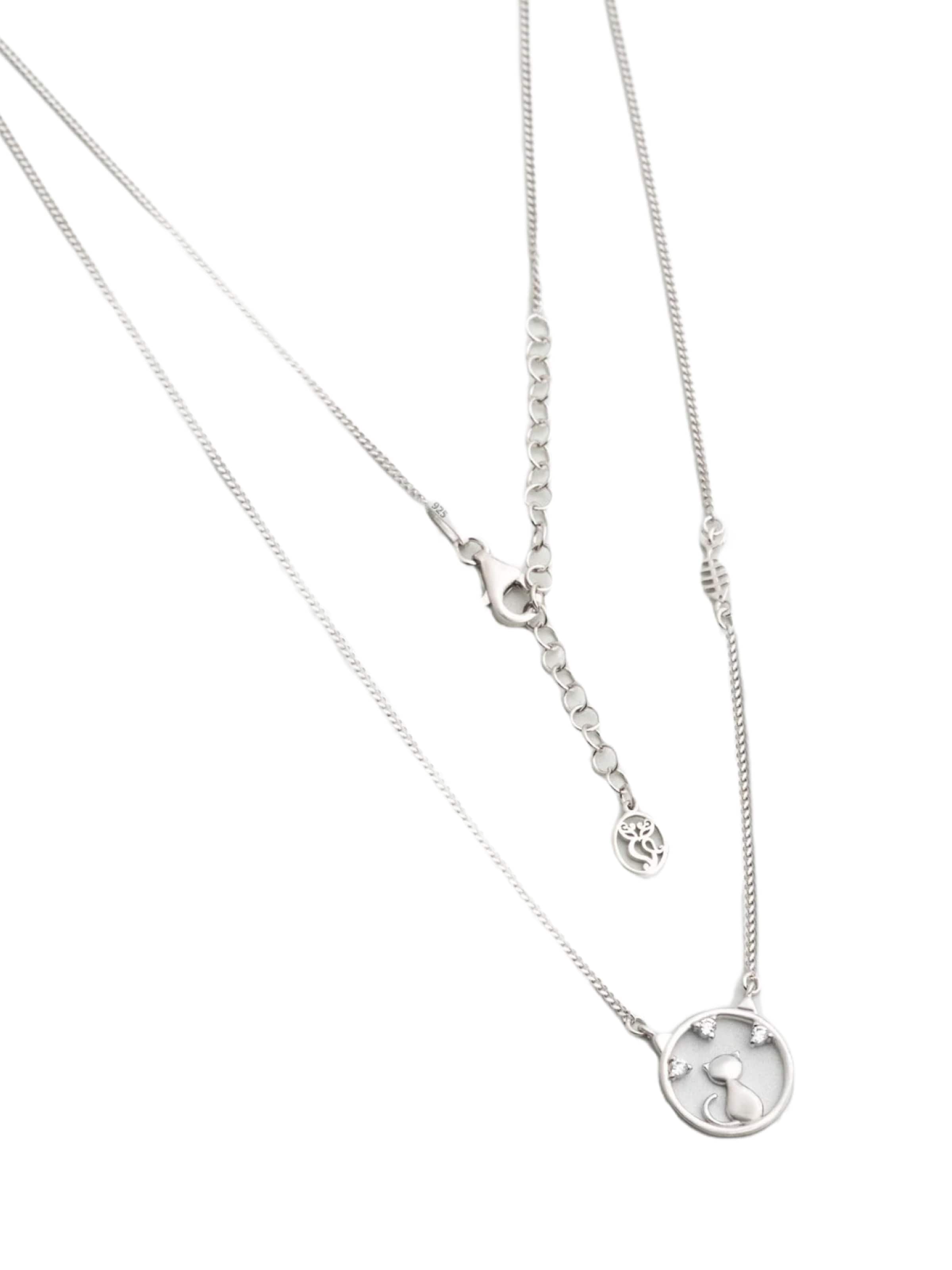 So Chic Necklace in Silver