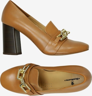 DREIMASTER Pumps 38 in Braun: Vorderseite