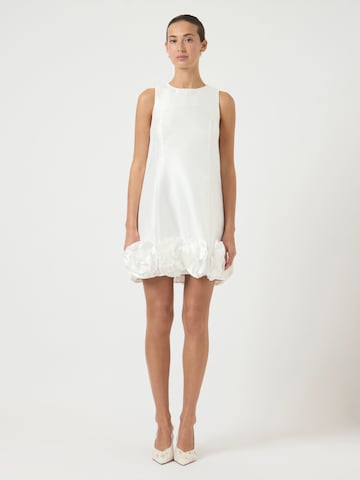 YAS Коктейльное платье в Бежевый