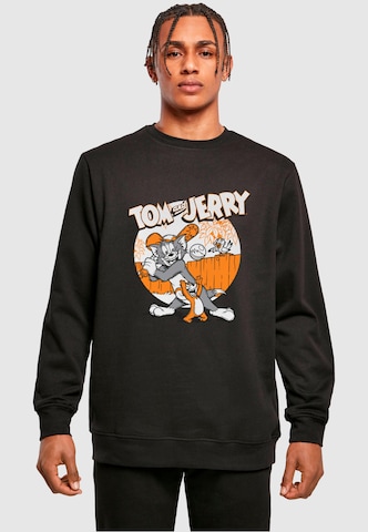 ABSOLUTE CULT Sweatshirt 'Tom And Jerry - Baseball' in Zwart: voorkant
